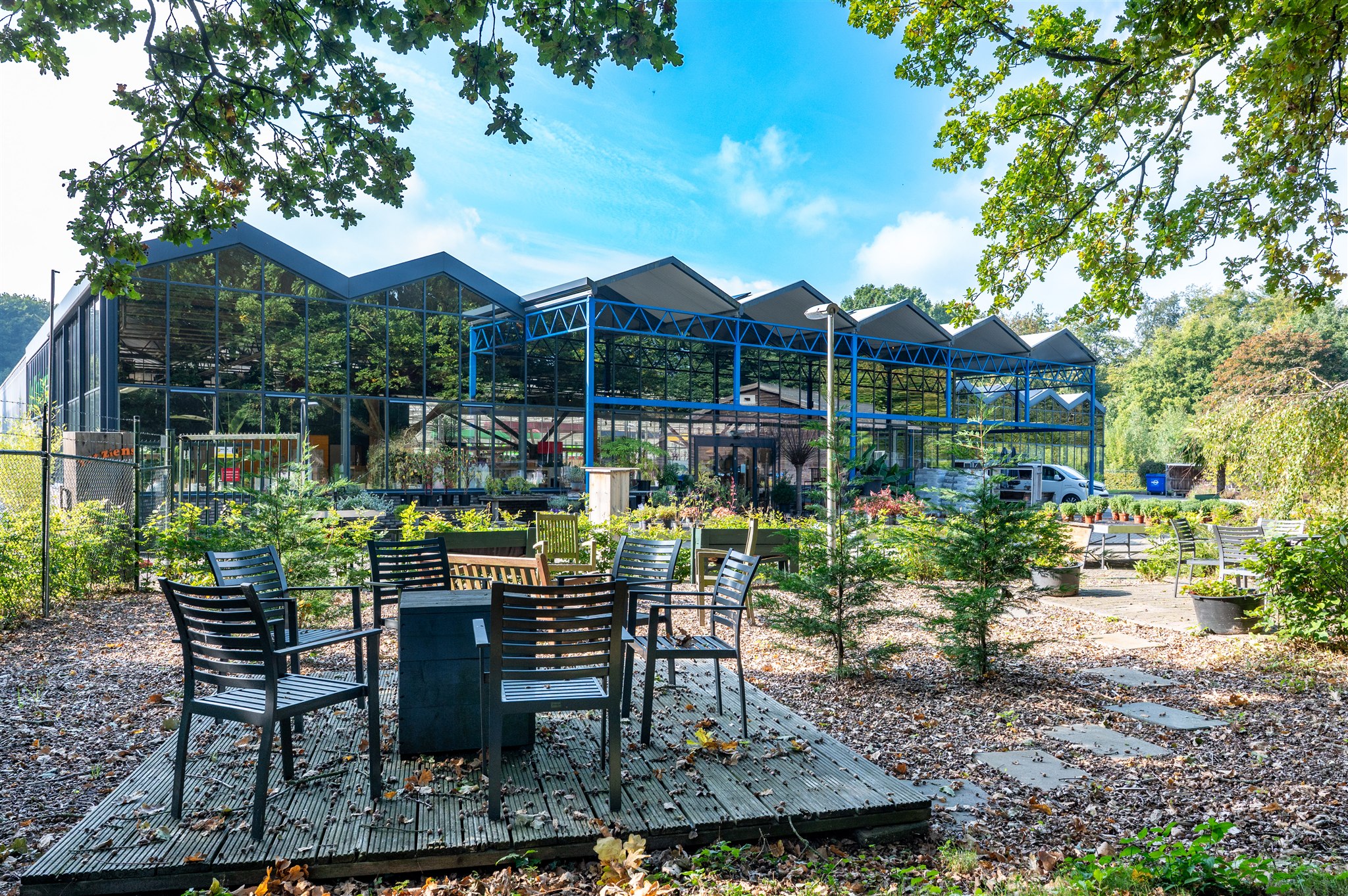 Kas en terras bij De Kruidentuin