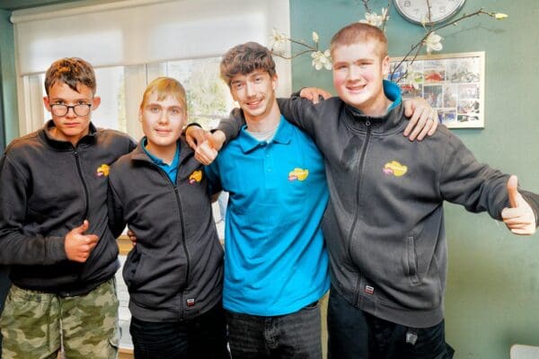 De Passerel en Victoria Boys verlengen samenwerking